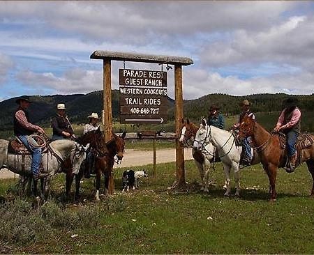 ווסט ילוסטון Parade Rest Ranch מראה חיצוני תמונה